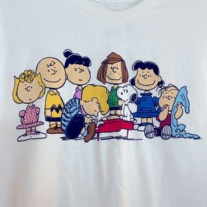 NWT The Peanuts Gang T-Shirt White Crop Raw Hem